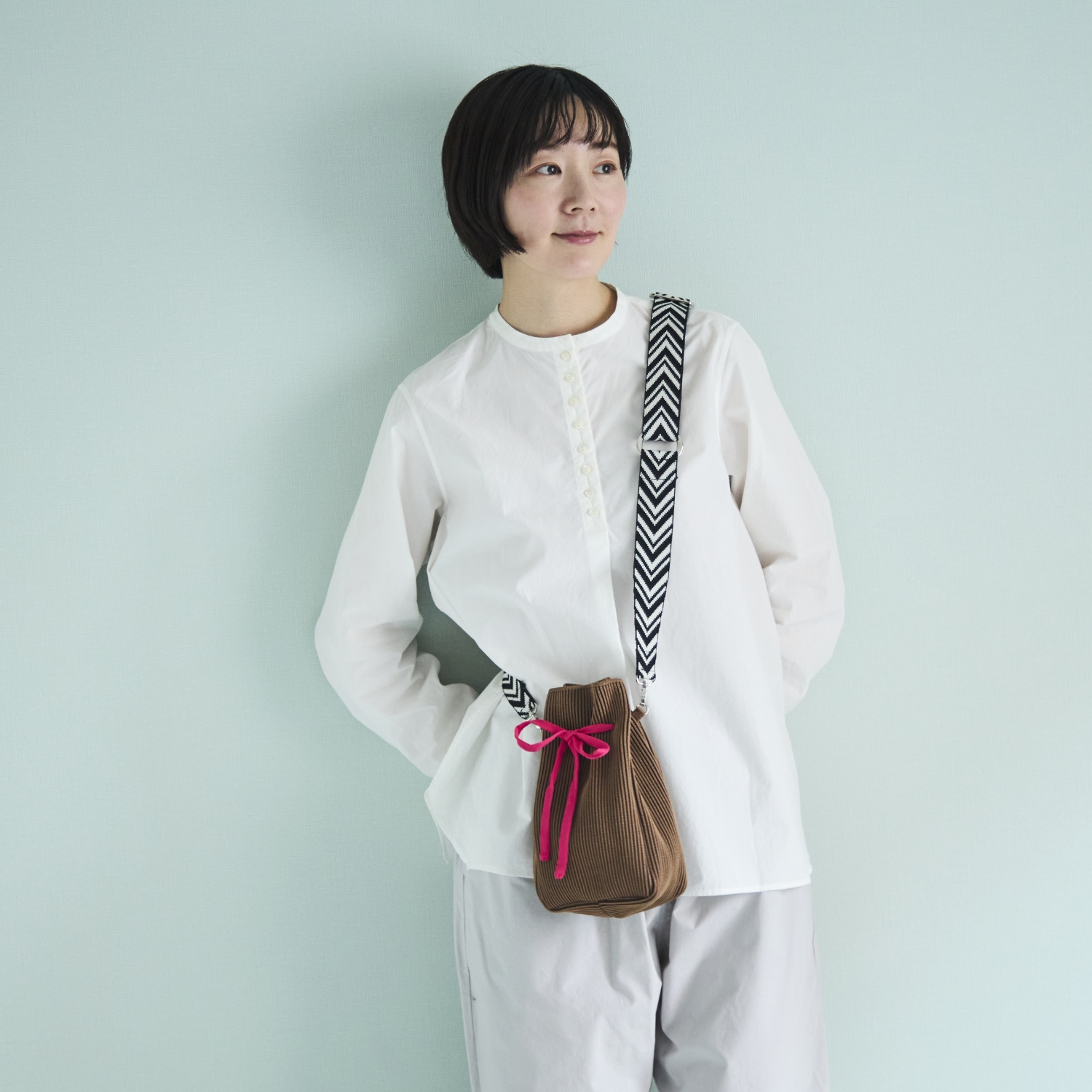 TRICOTE/RIB POUCH BAG